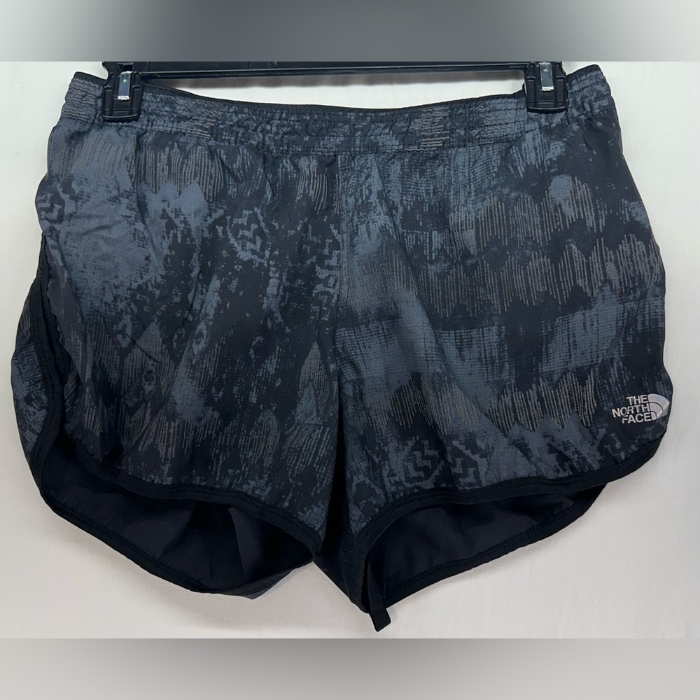 North Face Black Abstract Activewear Hiking Running‎ Womens Shorts Size Large